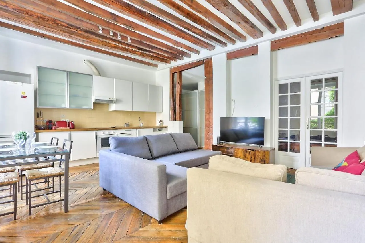 Apartment Chatelet Les Halles Superb Appartment Paris